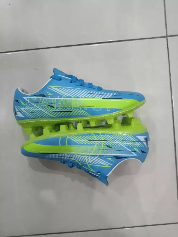 sepatu futsal dan bola promo