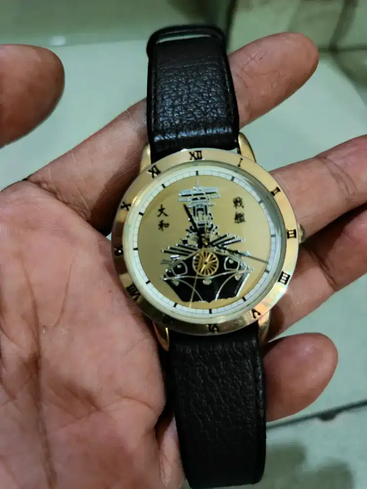 Jam tangan memorial kapal perang perusak Yamato