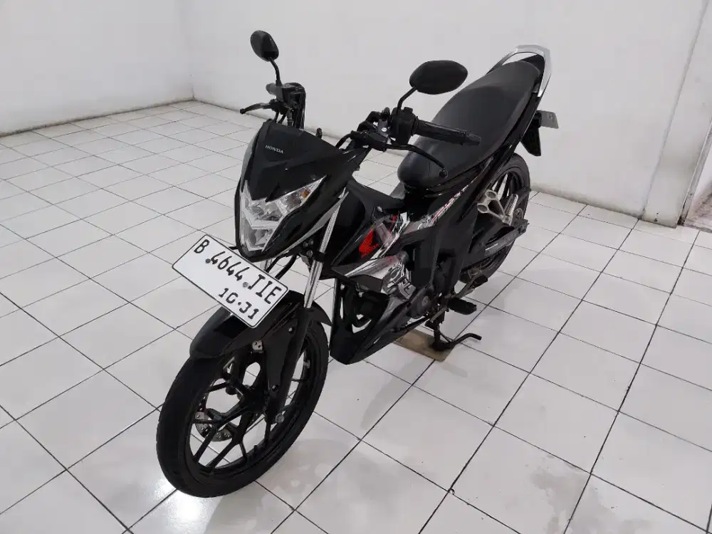 HONDA SONIC 150 CC 2015 PAJAK HIDUP MULUS