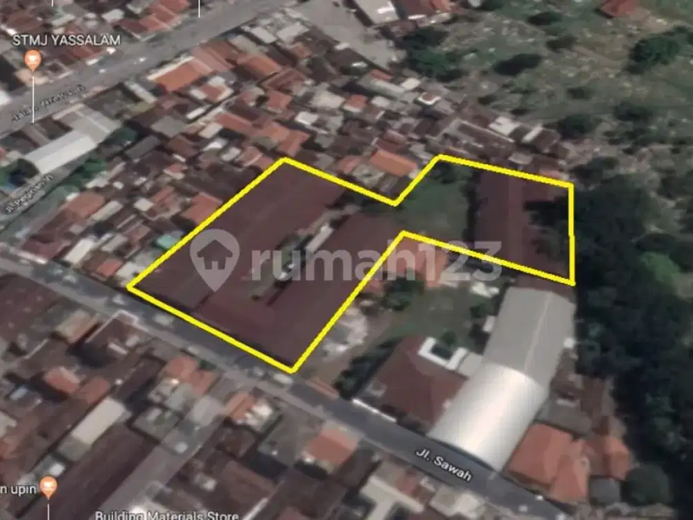 Gudang 4000 M2 Luas dan Lapang Ada 4 Bangunan di Perak Semampir