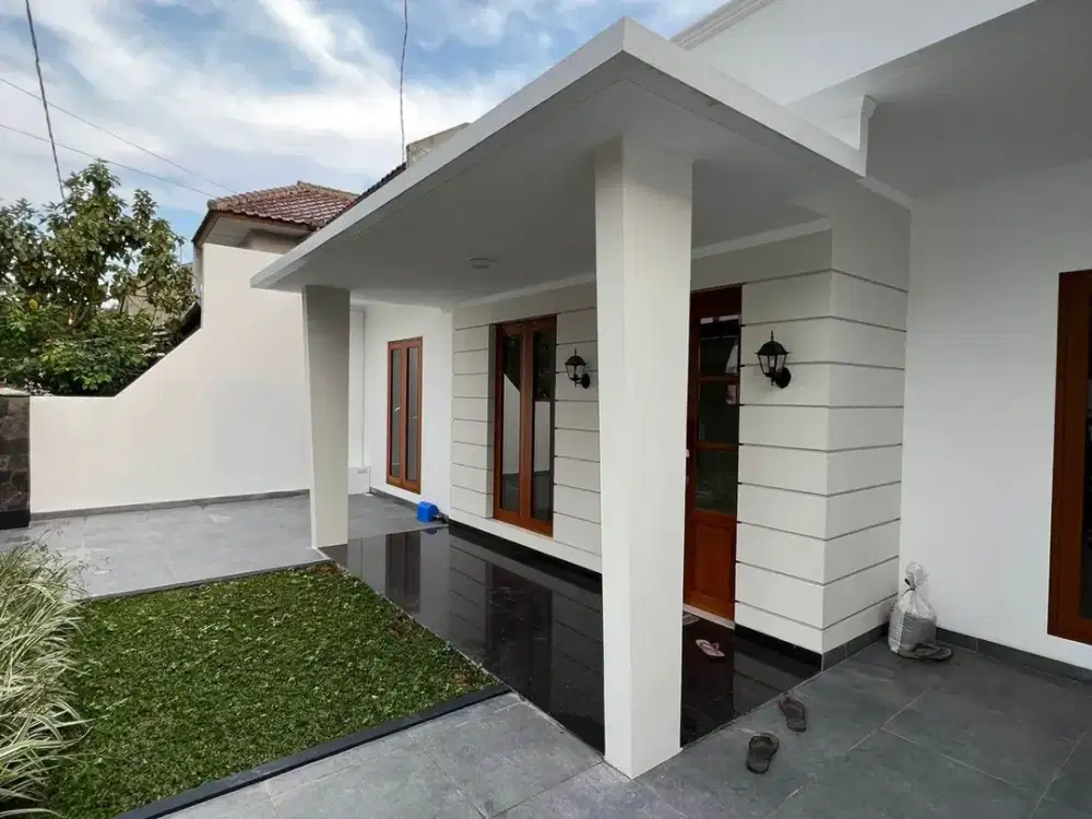 Dijual Rumah Lingkungan Nyaman Aman Siap Huni Lokasi Strategis di Turangga Bandung