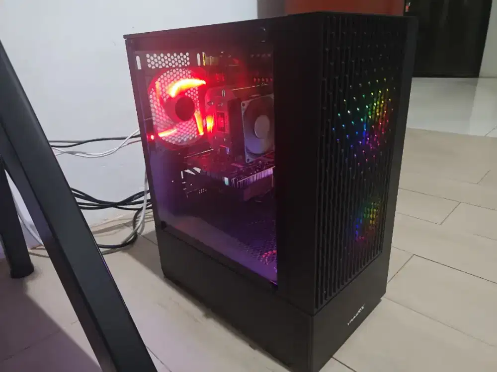Jual/TT PC Xeon E5 2698 v3 gtx 1050 ti 4gb ram 32gb ssd 128gb hdd 1tb