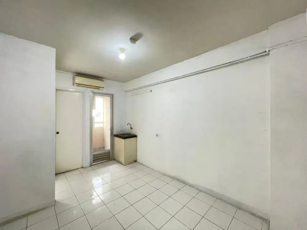 Disewakan Apartemen Kalibata City 2BR Unfurnished Tahunan