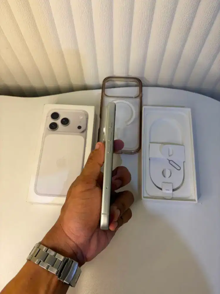 jual hp apple 17 pro