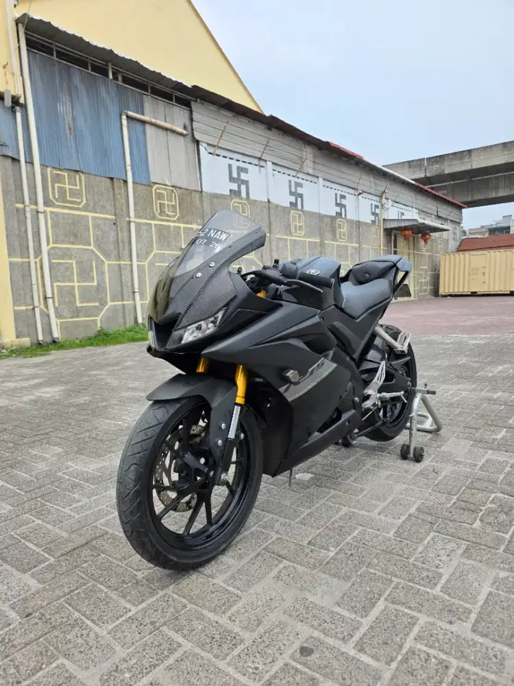 Yamaha R15 V3 Hitam 2021
