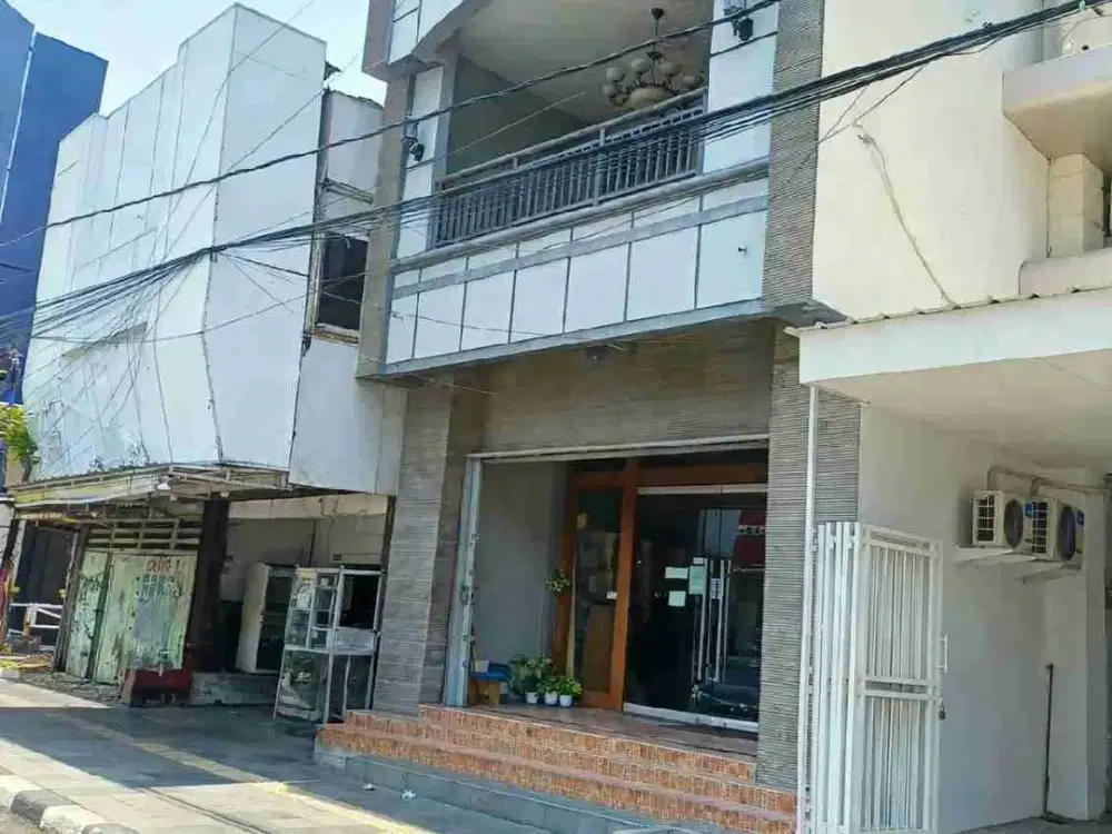 jual ruko 2 lantai tengah kota