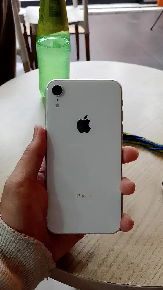 cari iphoneee xr