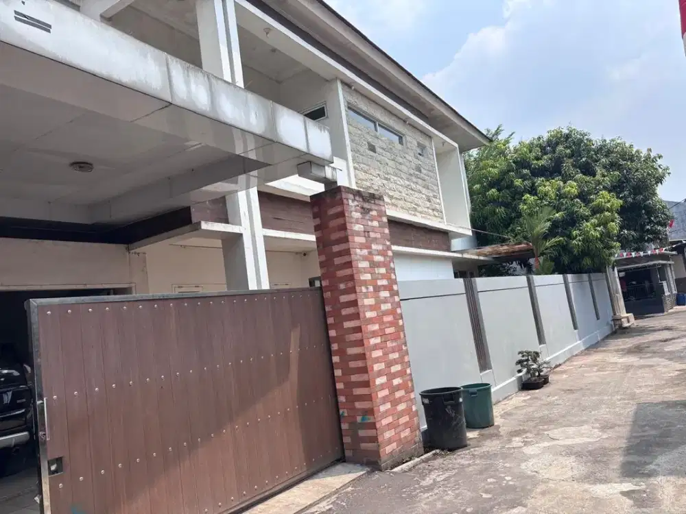Dijual Rumah Luas 2 Lantai Siap Huni di Jatisampurna Bekasi