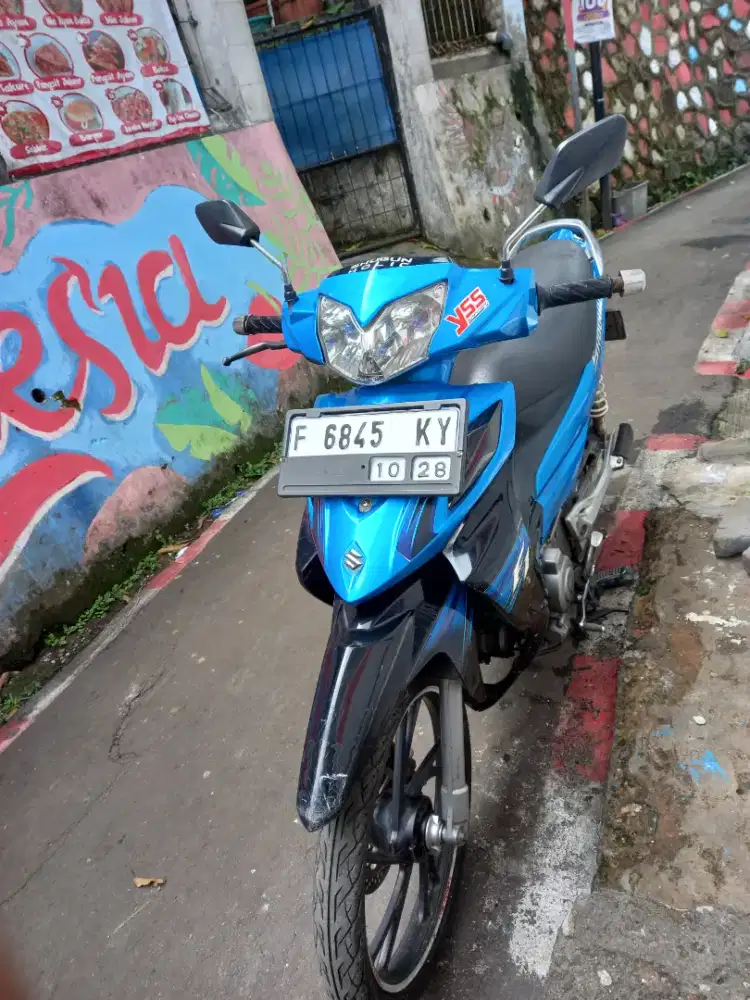 Suzuki shogun RR injeksi