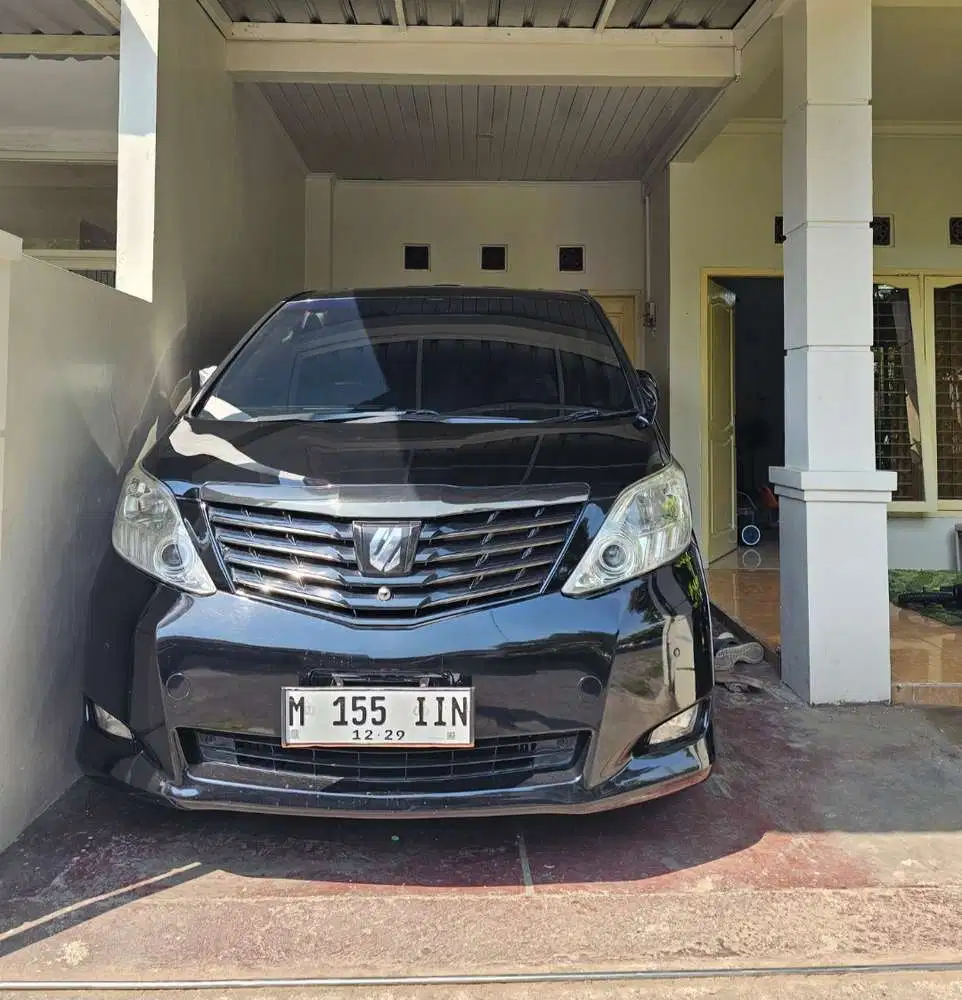 Mobil mewah Terawat. Toyota Alphard 2009. CBU. 2.4 Premium Sound