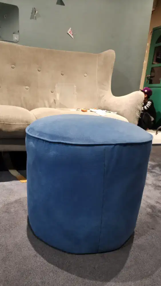 Kursi Pouf Ottoman Bulat Empuk Bludru