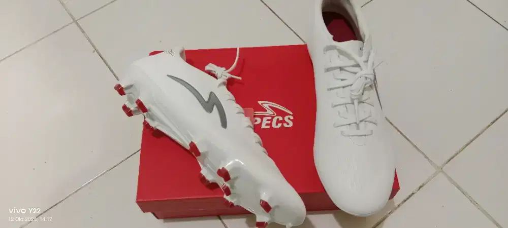 Sepatu sepakbola merk SPECH (NEW)