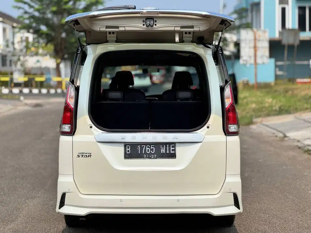 Nissan Serena 2.0 HWS C27 CVT 2021