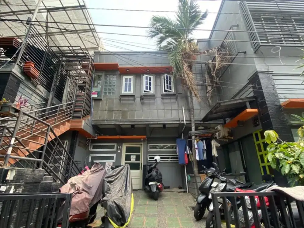 MURAH !! DIJUAL KOST-KOSTAN TERISI PENUH KM DALAM ADA YANG PINTU SENDIRI