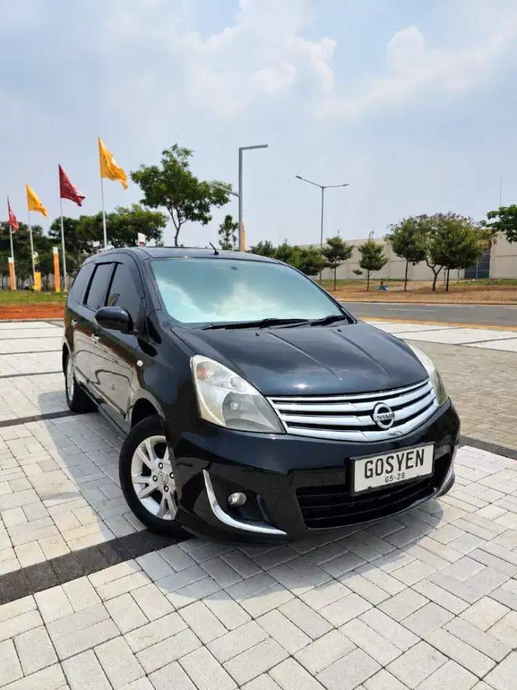GRAND LIVINA XV MATIC 2013 DP 9JT AJA