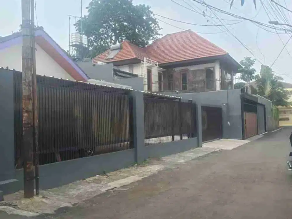 Rumah dan Tanah Luas di Jl Pekayon Kel Ragunan Kec Pasar Minggu Jakarta Selatan