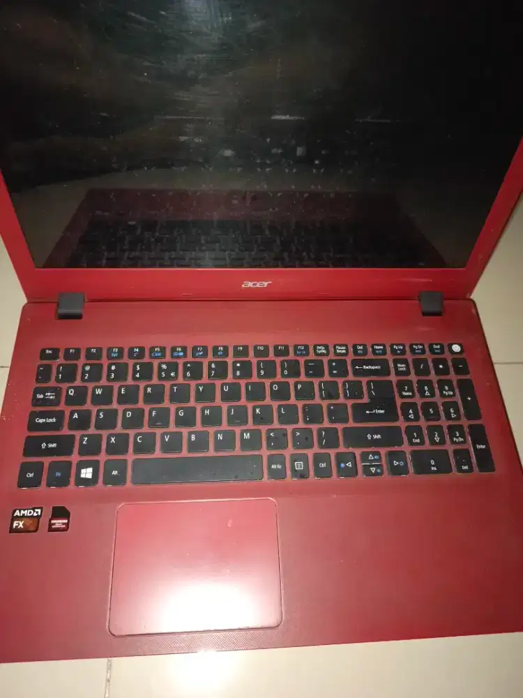 Laptop Acer E5 552g Bekas