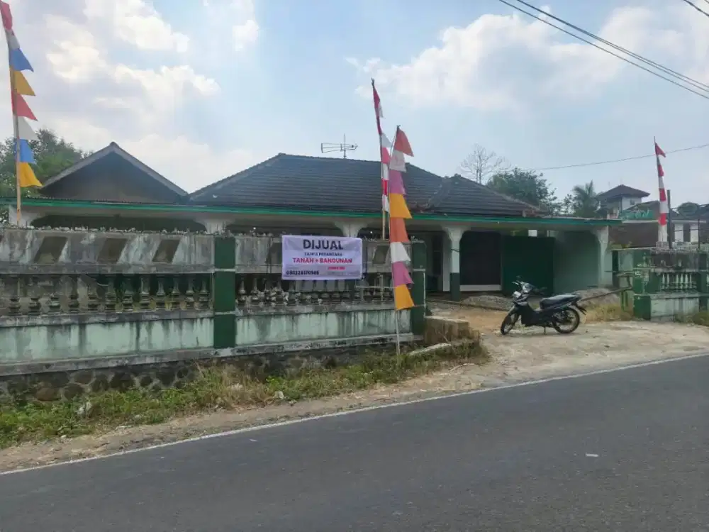 Dijual Rumah dan Pekarangan