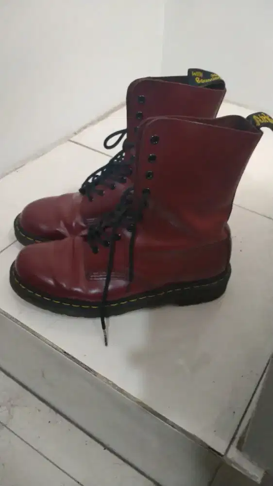 Docmart doctor marteens 1490 deep red cherry 10 hole
