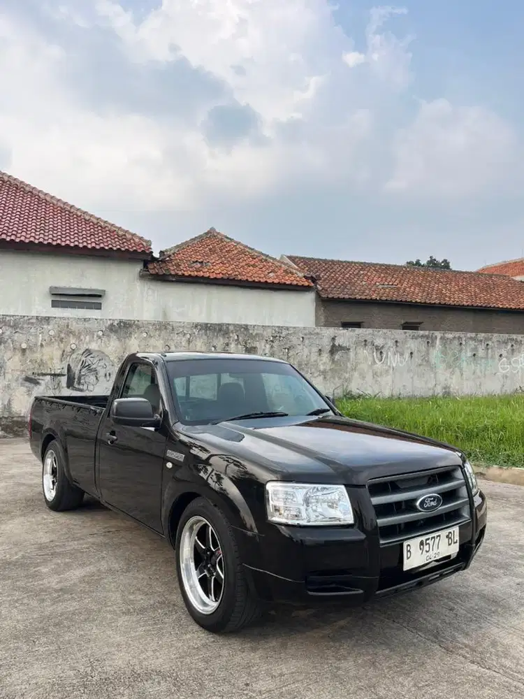 Ford ranger single cabin 2009 istimewa siap pake