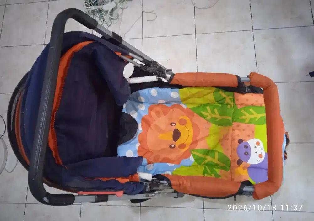 Jual stroller bekas dah gak dipakai