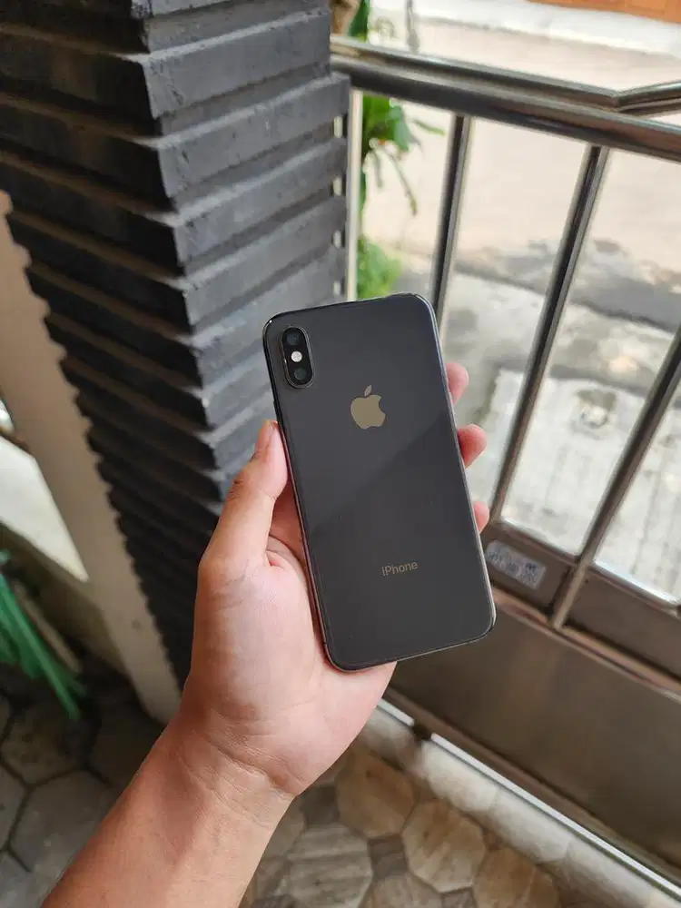 iPhone Xs 64GB All Oprator LL/A