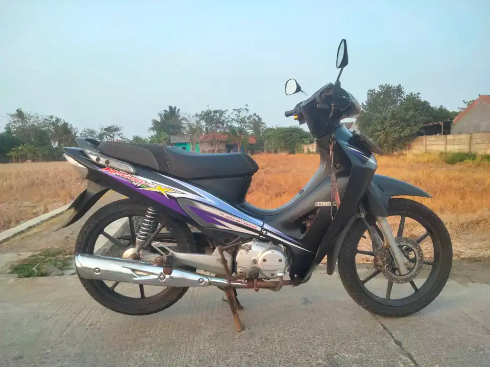 Honda kharisma x 2004
