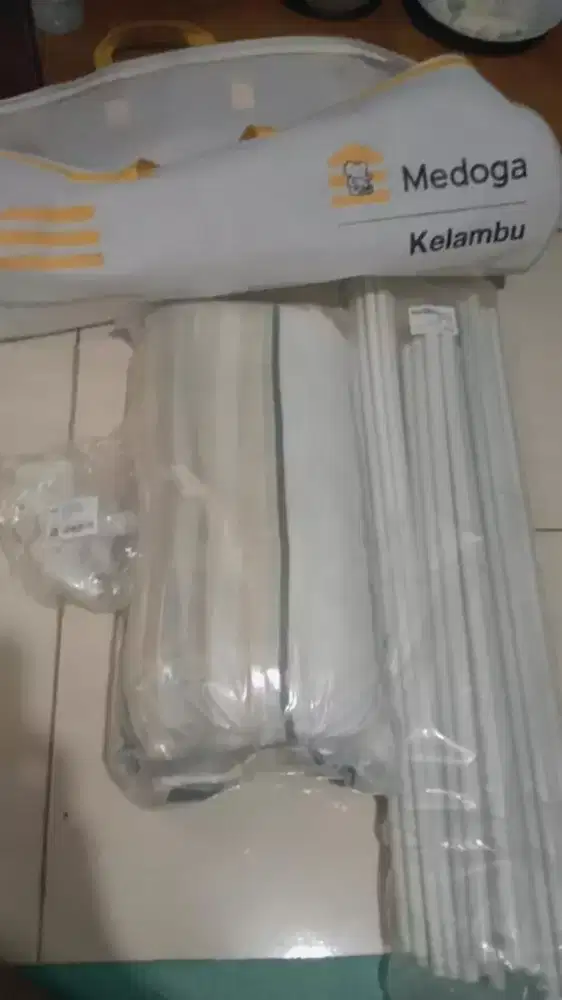 Kelambu lipat medoga