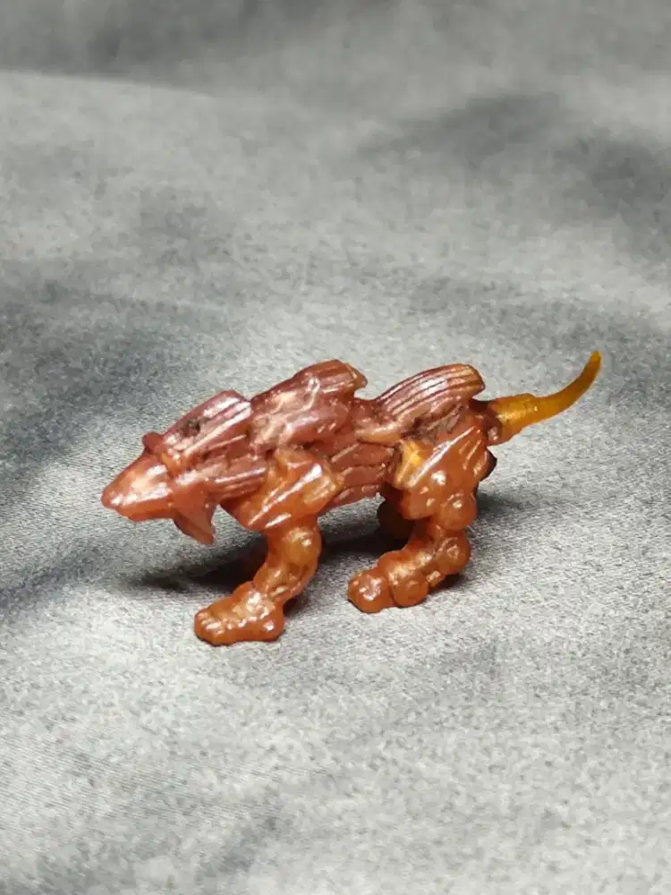 Mainan jadul mini zoid karet