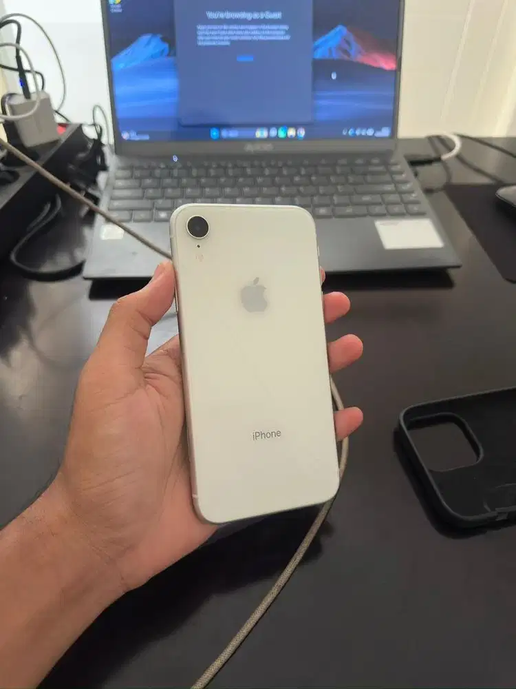 IPHONE XR JARINGAN AXIS PERMANEN