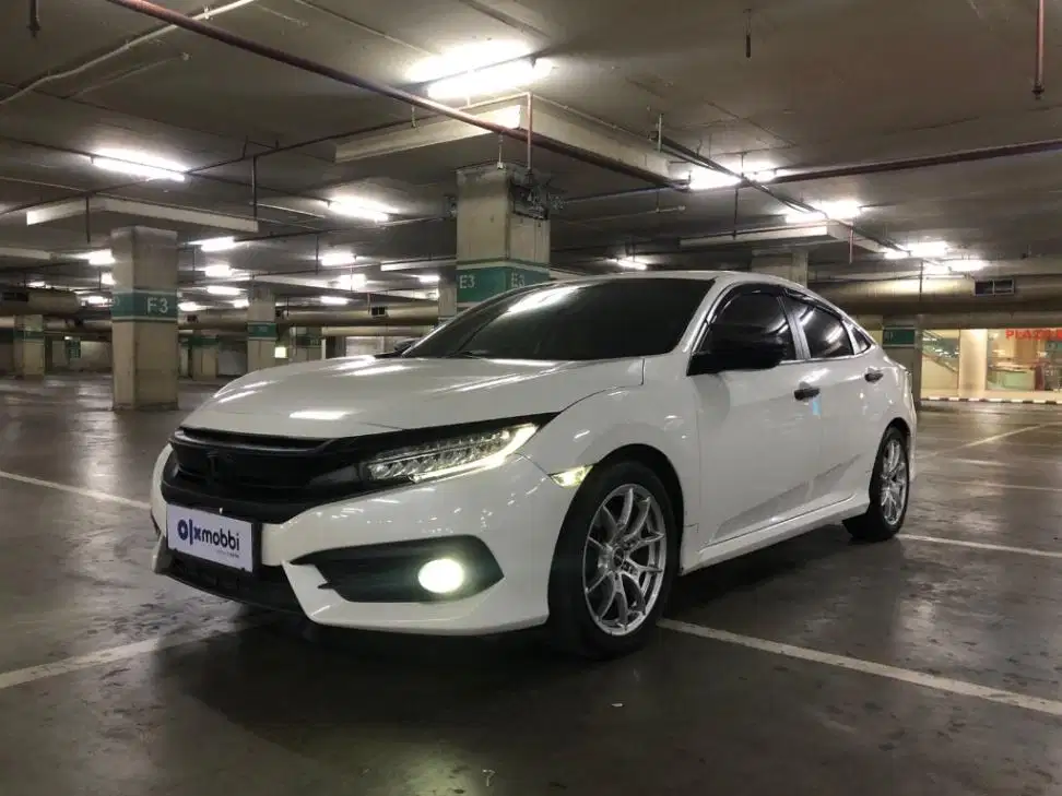 Pajak Panjang - Honda Civic 1.5 ES Bensin-AT 2017