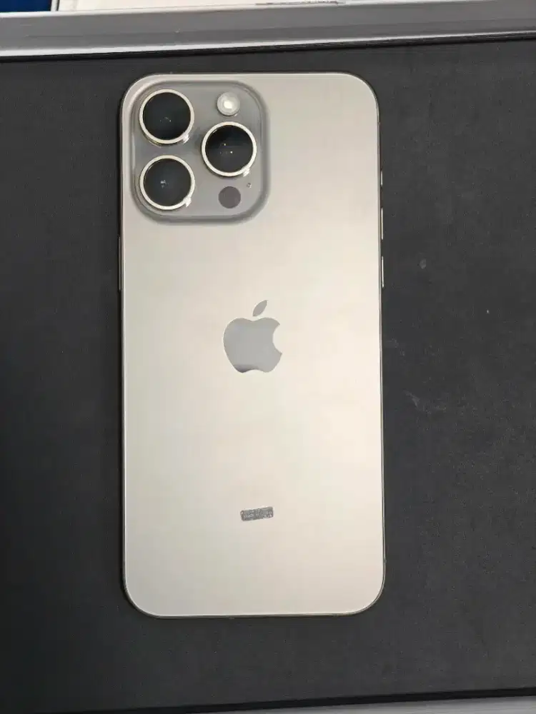 iPhone 15 pro max 1TB ex resmi (batang/unit saja )