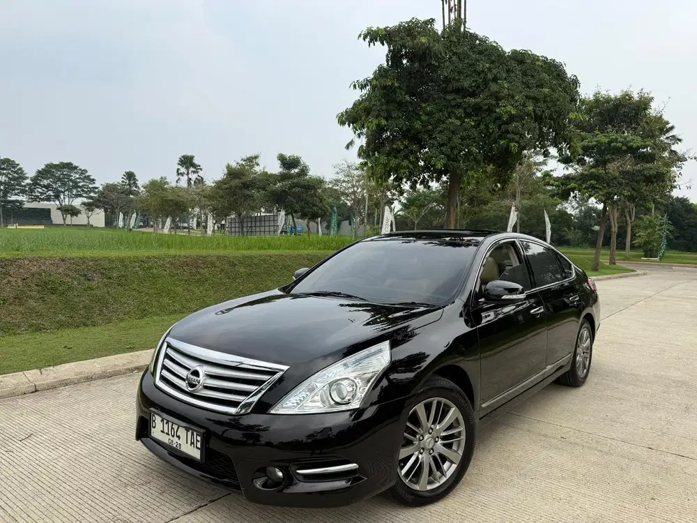 Nissan Teana 2.5 CVT 2013 Hitam