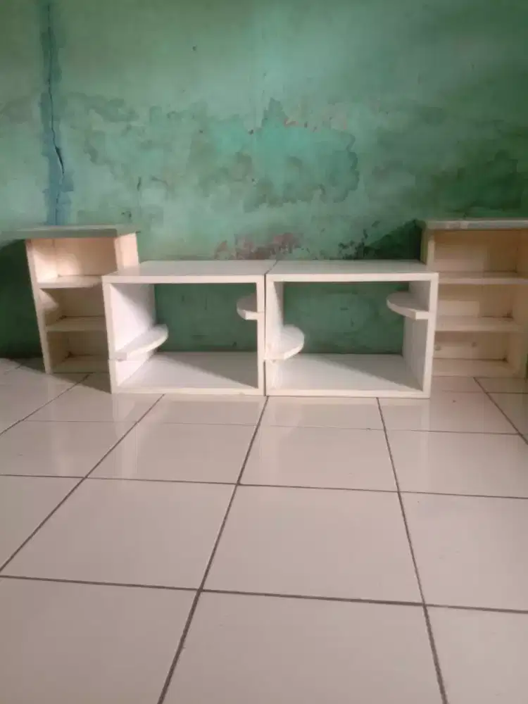 Meja Kecil + Rak Kayu 3 hambal Putih NEGO