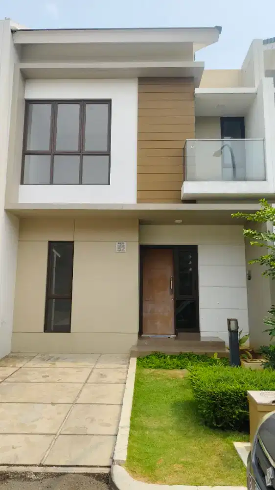 Disewakan rumah the orchad summarecon bekasi cluster olive