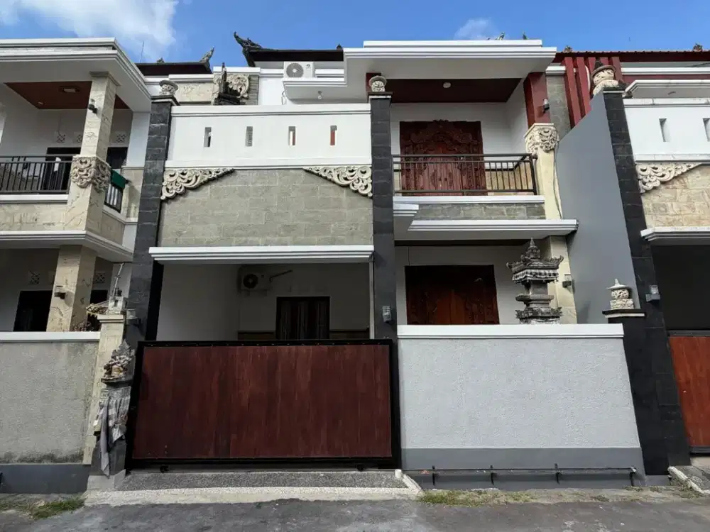 DIJUAL RUMAH 2 LANTAI DI DENPASAR TIMUR FREE AC DISETIAP KAMAR