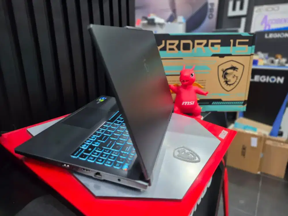 MSI CYBORG 15 B2RWEKG