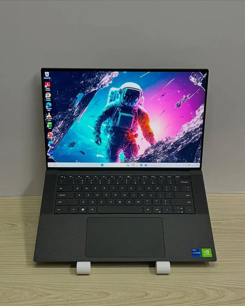 DELL PRECISION 5560 WORKSTATION i7 11850H RAM 32GB SSD 512GB NVMe