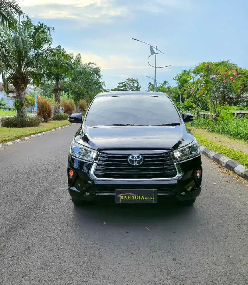 (BARCODE ADA) Kijang Innova 2022 V Diesel AT Matic Solar Reborn 2021 G