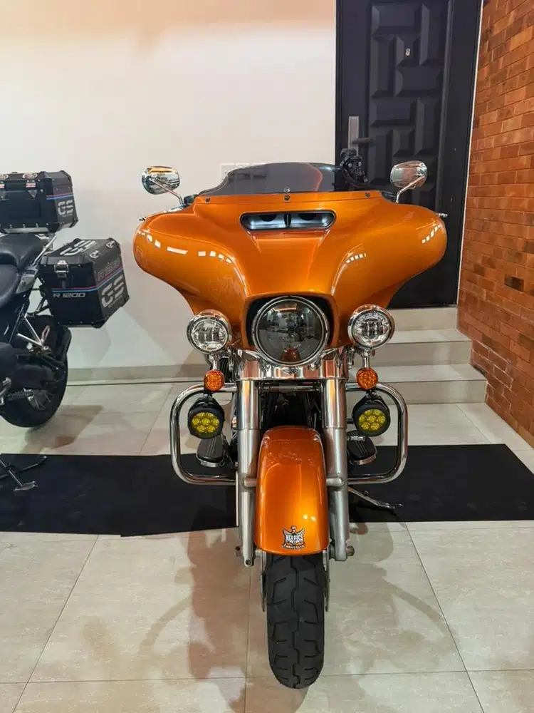 Street glide rushmore 2014