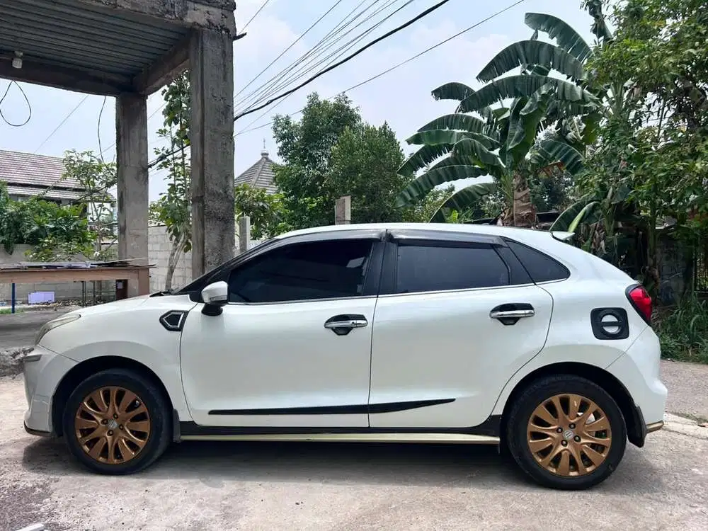 Suzuki Baleno 2018 Bensin