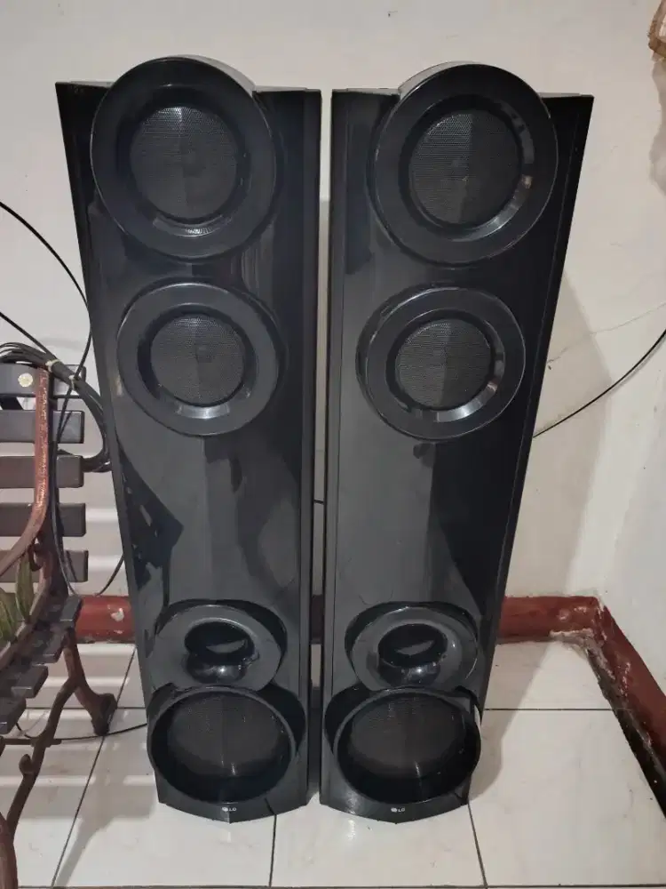 Speaker pasif LG mulus