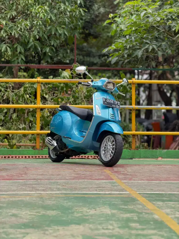 DIJUAL PIAGGIO VESPA SPRINT 150 IGET THN 2017 PERFECT CONDITION