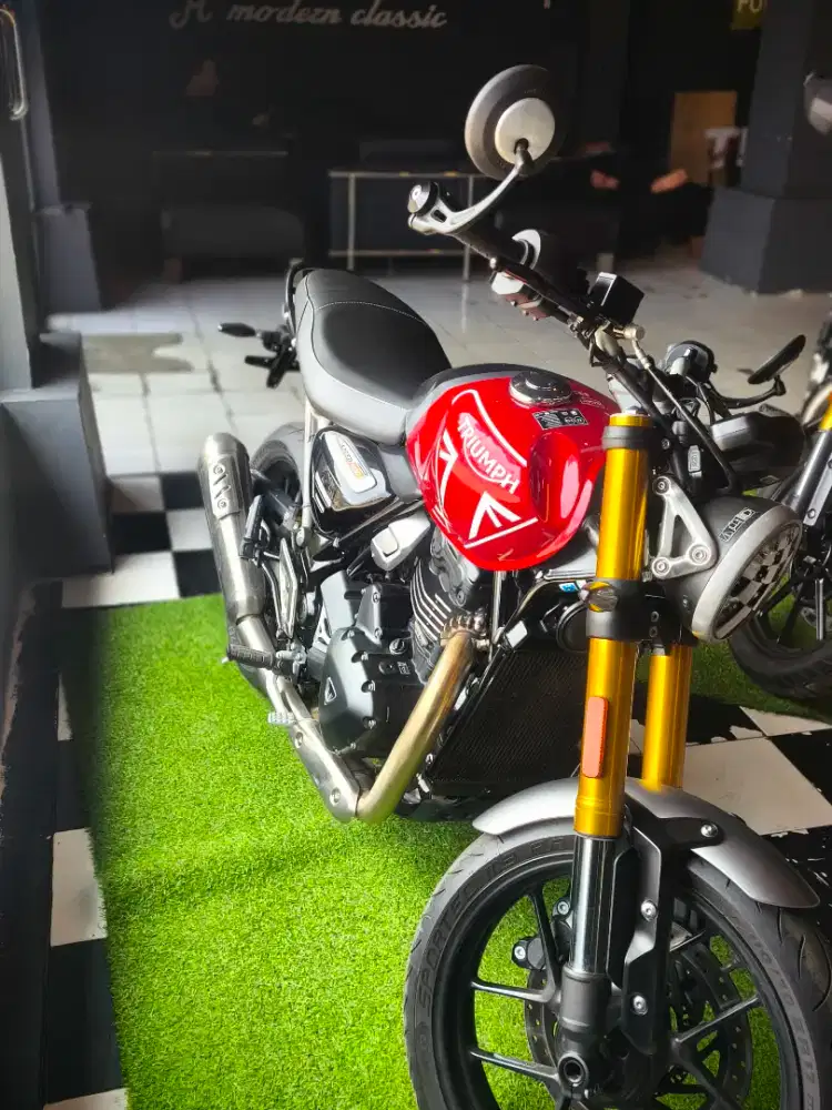 TRIUMPH SPEED 400