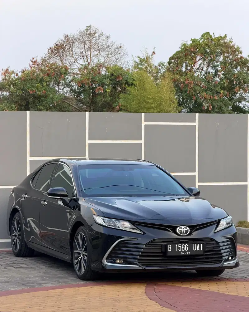 (DP 50 JT) TOYOTA CAMRY 2.5 V AT 2022 FACELIFT SUNROOF BLACK ON BLACK