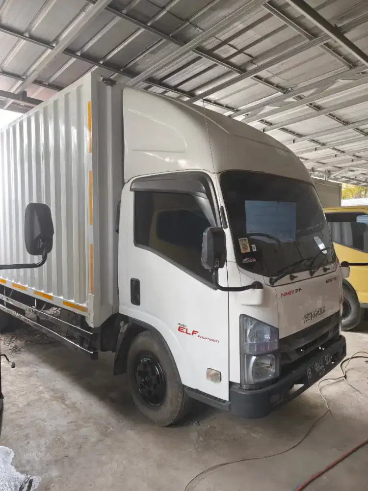 Isuzu NMR 71 Long box Jumbo th 2022 euro 2