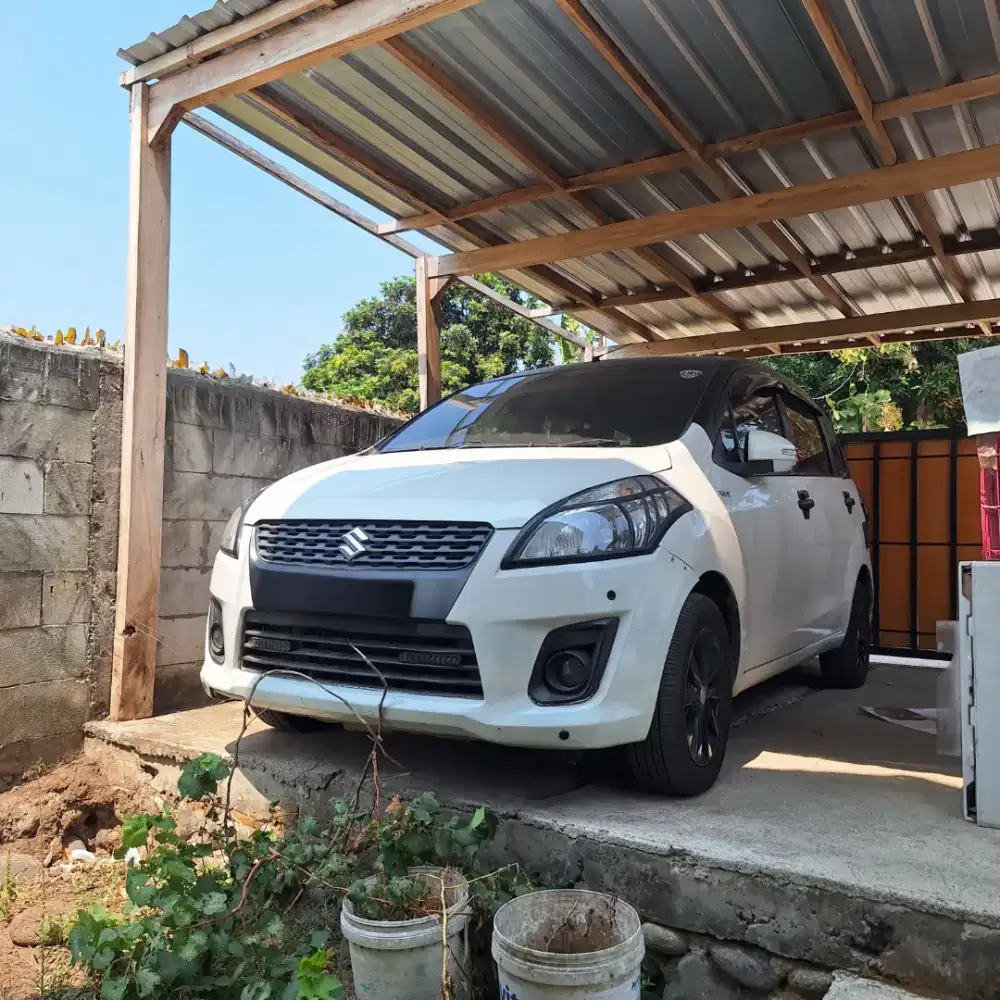 Suzuki Ertiga GL 2012