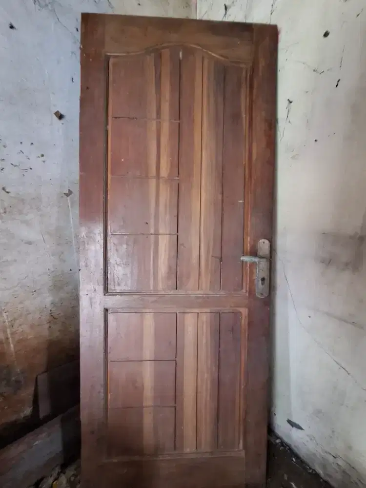 Pintu Kayu Mahoni