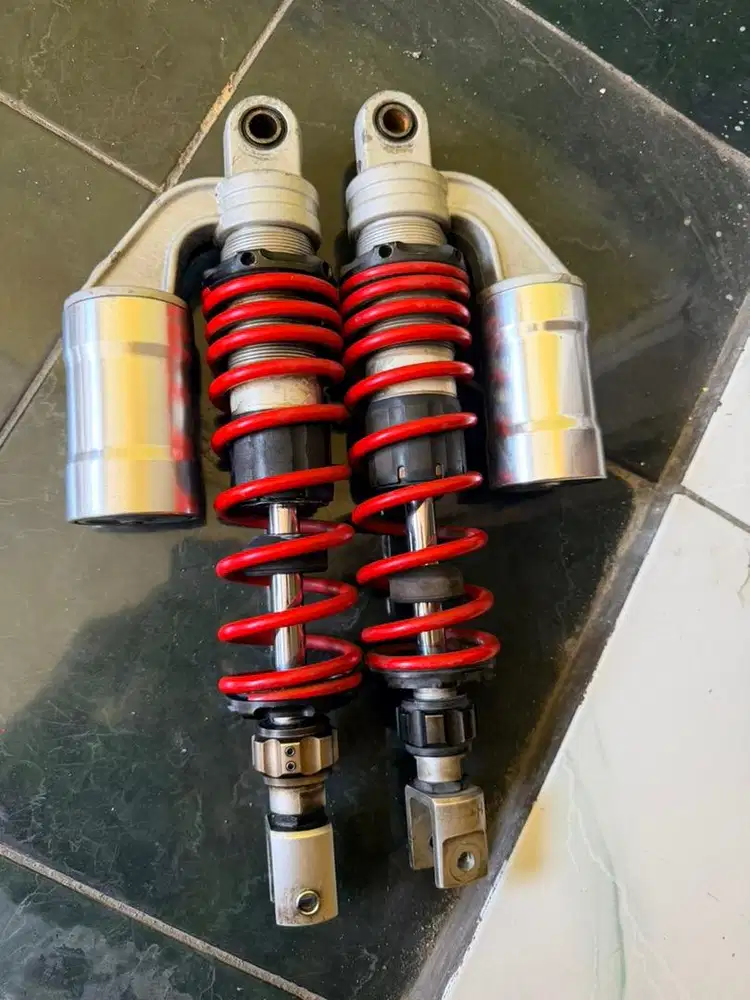 shock belakang nmax old/new