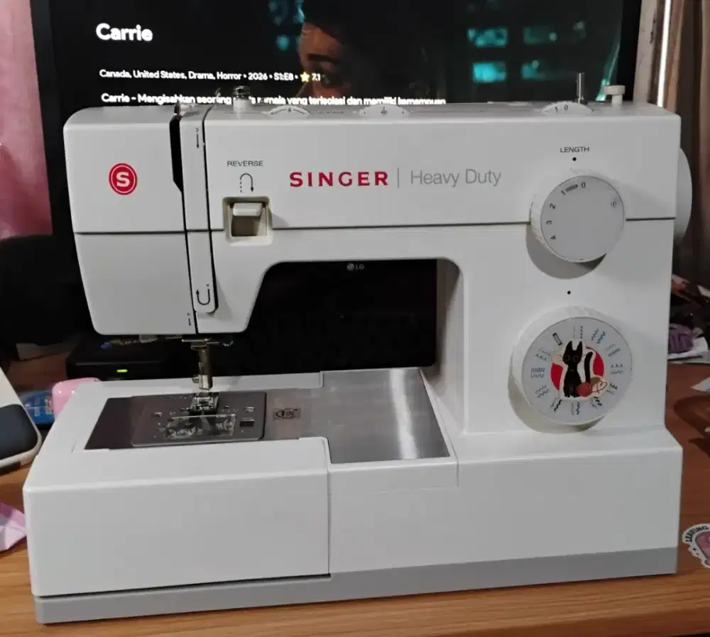 Singer heavy duty 5523